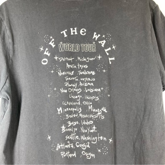 Vans Women’s Off The Wall World Tour Short Sleeve T-shirt Washed Black Large - Picture 11 of 14